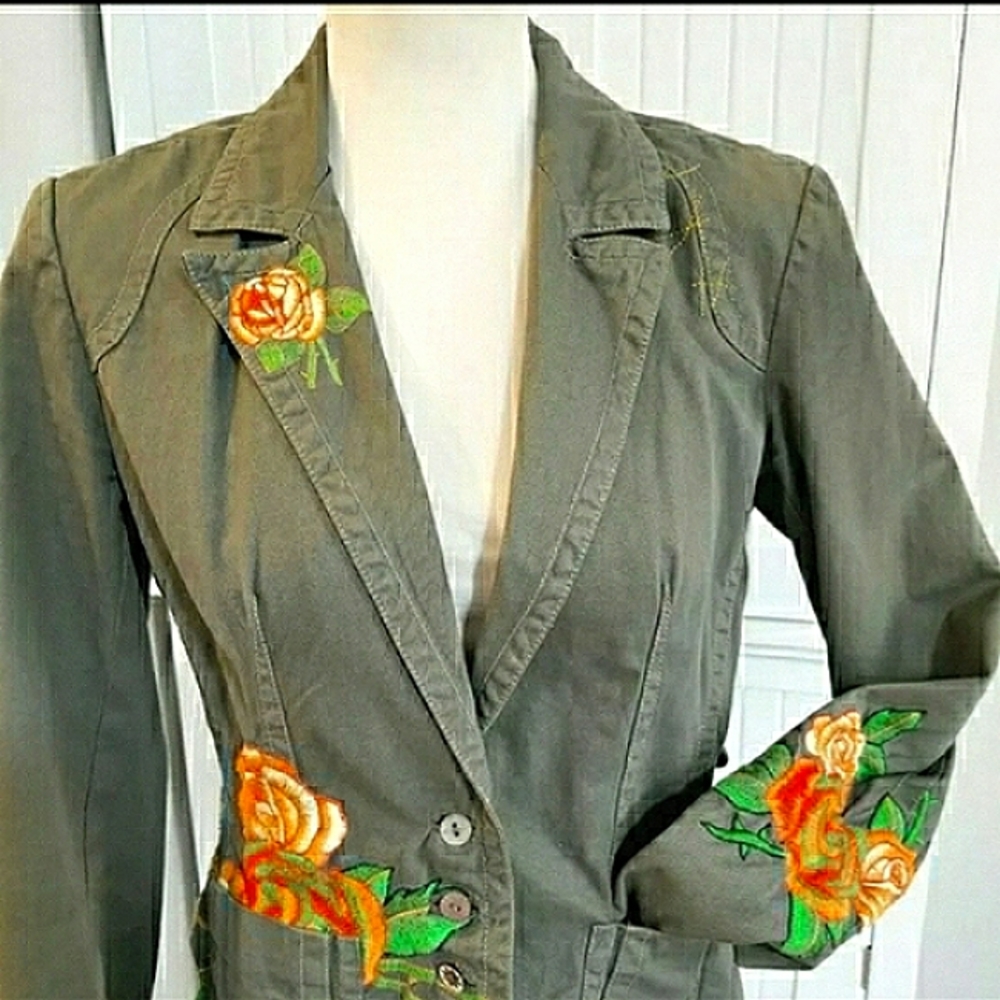 Johnny Was army green embroidered jacket blazer medium